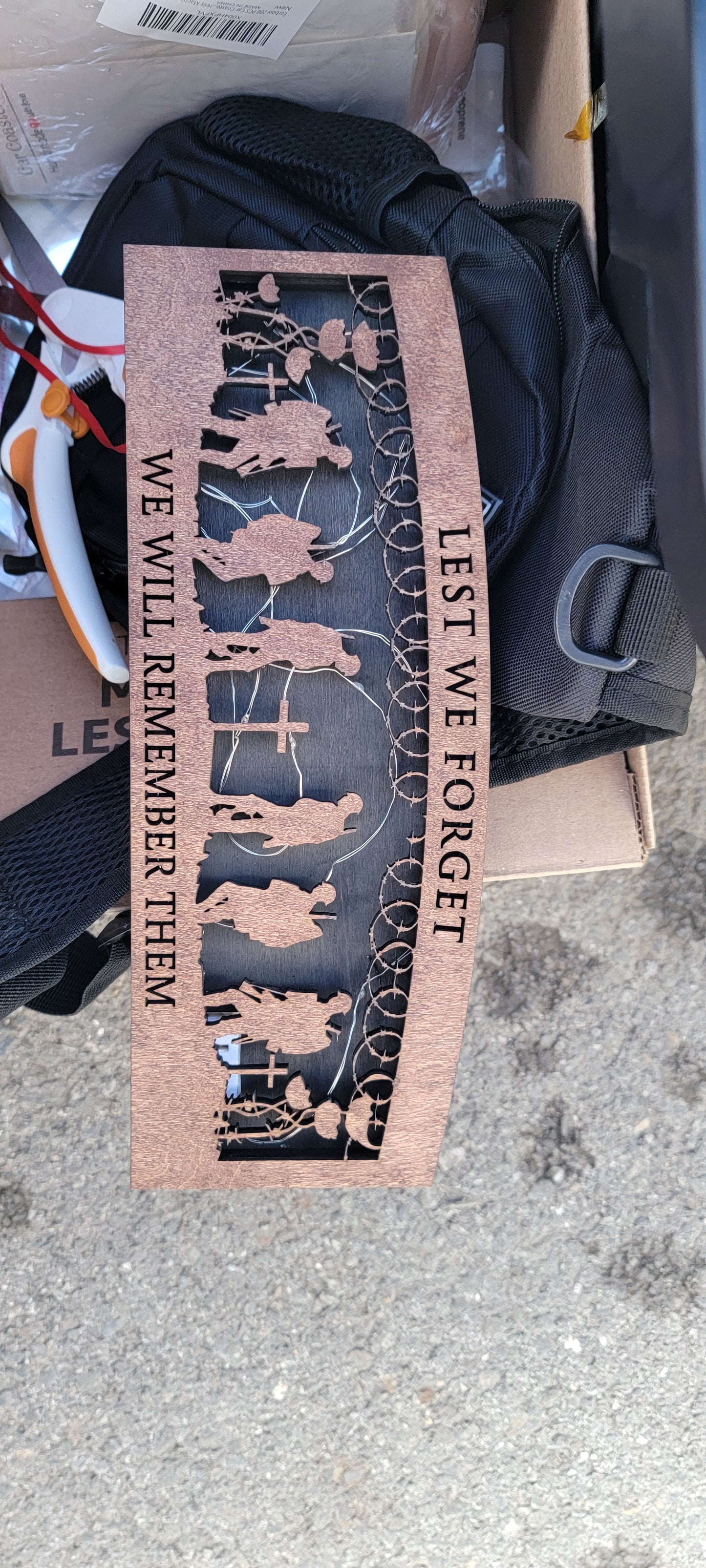 Lest we forget- we will remember them lighted piece